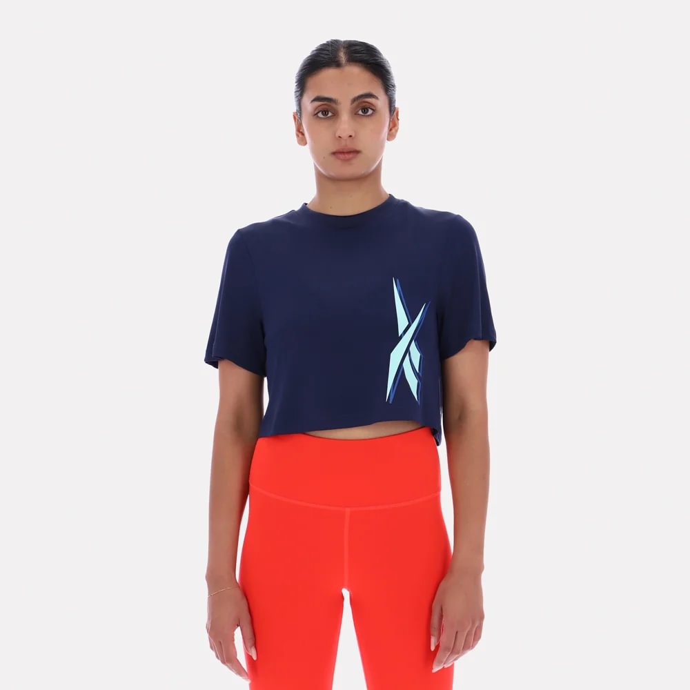 Top Deportivo Training | Sloan Core Graphic Crop Top | Mujer