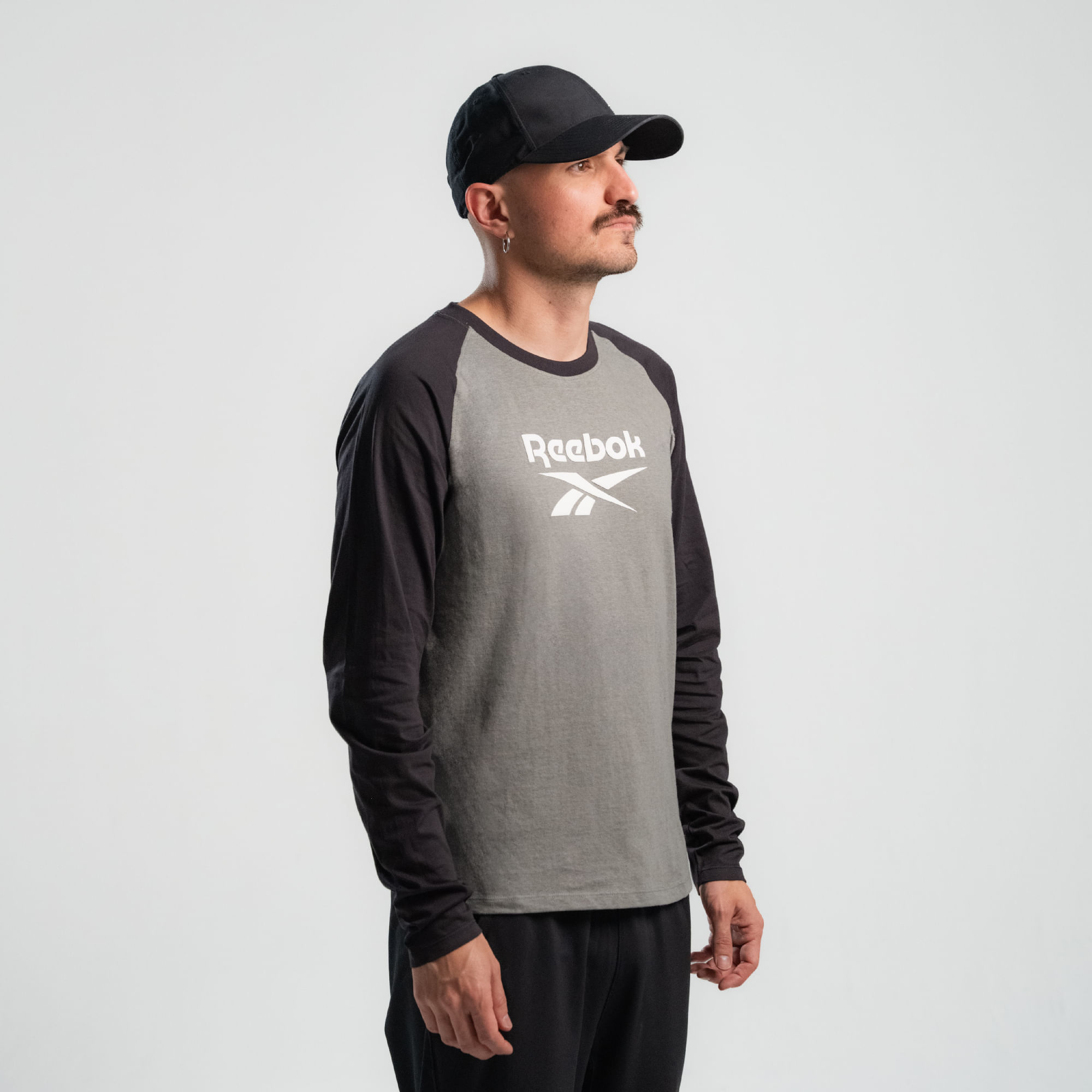 Polo Classics | Ranglan Chest Logo Tee | Hombre - Imagen 2
