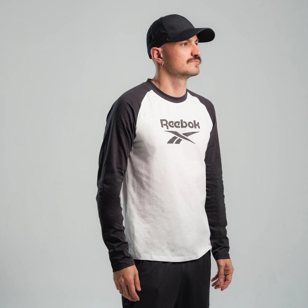 Polo Classics | Ranglan Chest Logo Tee | Hombre - Imagen 2