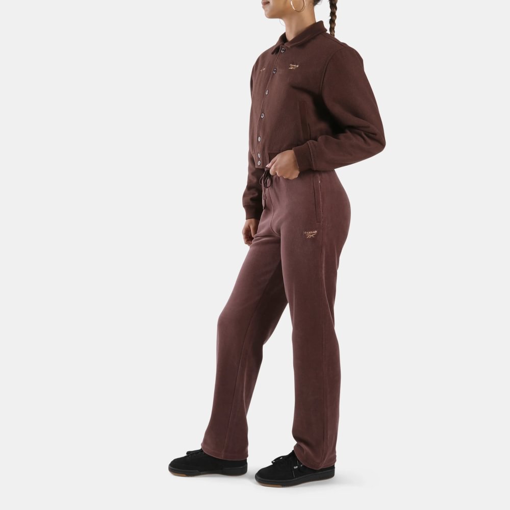 Casaca Classics | Elevated Athletic Cropped Varsity Bomber | Mujer - Imagen 3