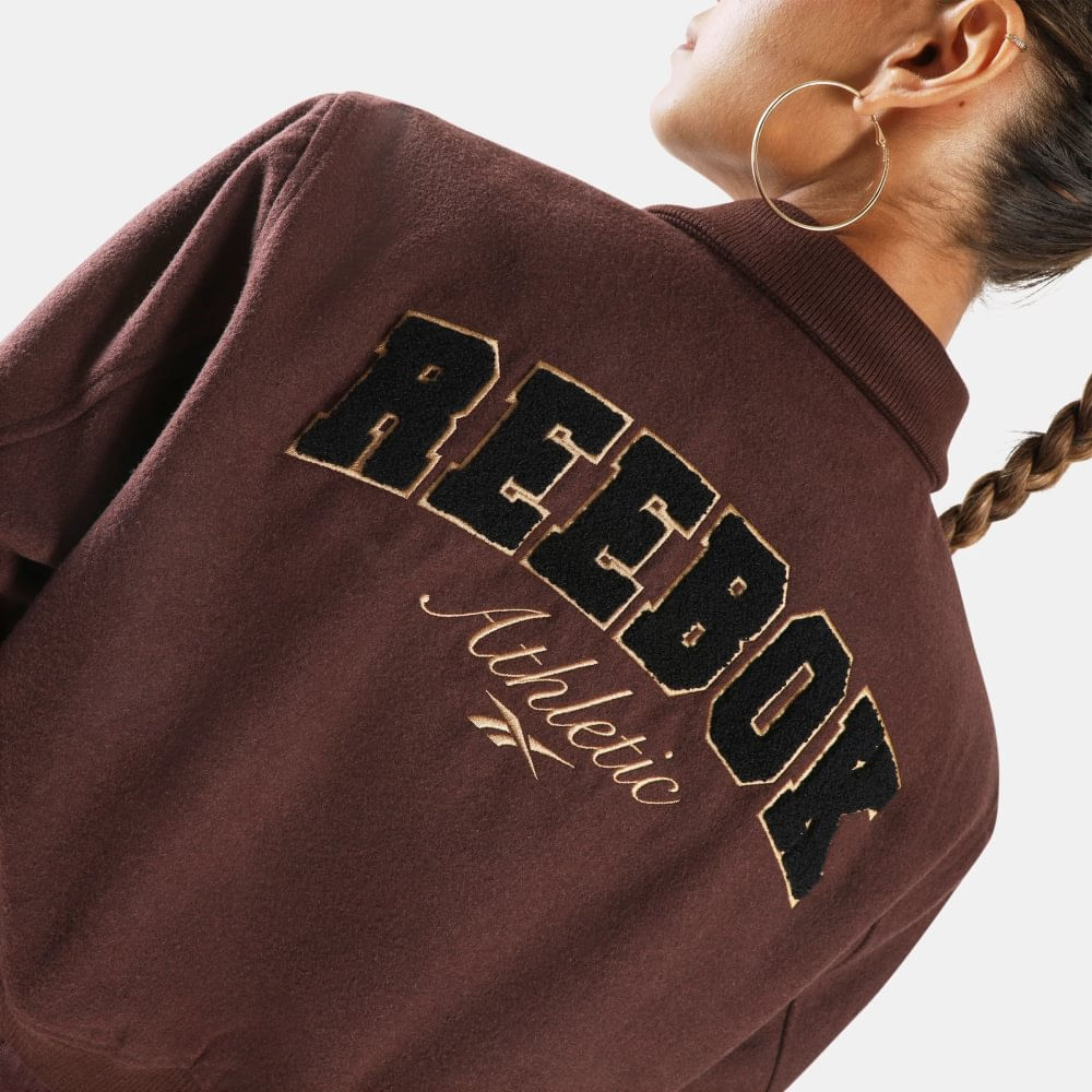 Casaca Classics | Elevated Athletic Cropped Varsity Bomber | Mujer - Imagen 4